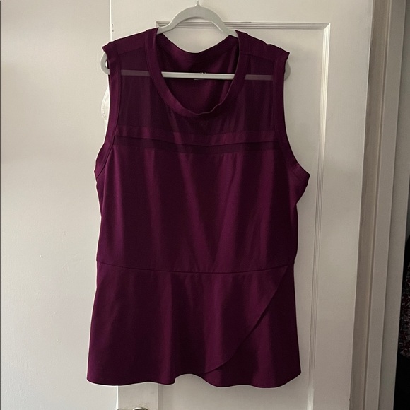 Sleeveless Purple Women's Top - Picture 1 of 4